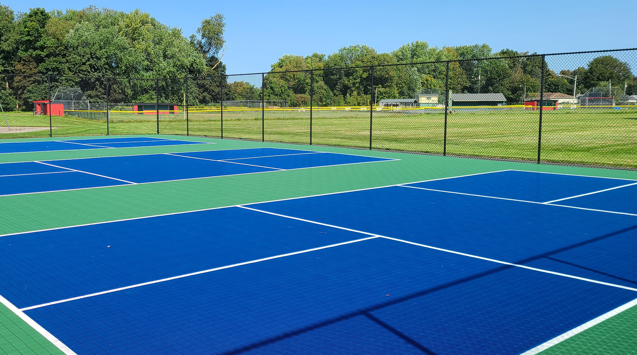 professional pickleball court 4